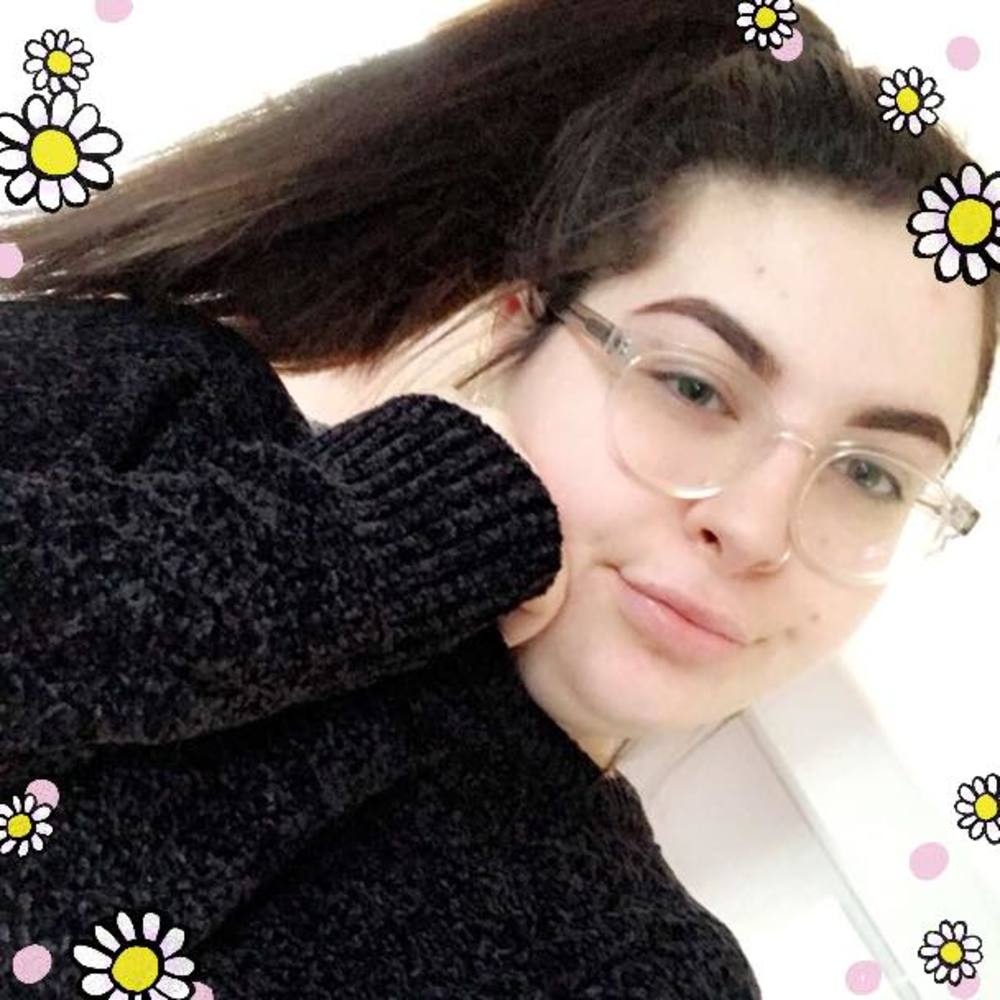 Meet your Posher, Hannah